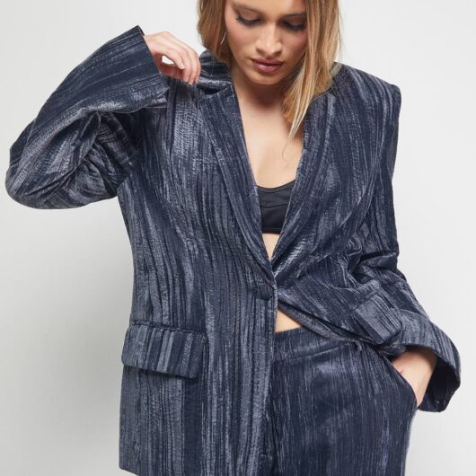 Warehouse Women's Oversized Crushed Velvet Blazer Co-ord in Dark Grey | Size: 16